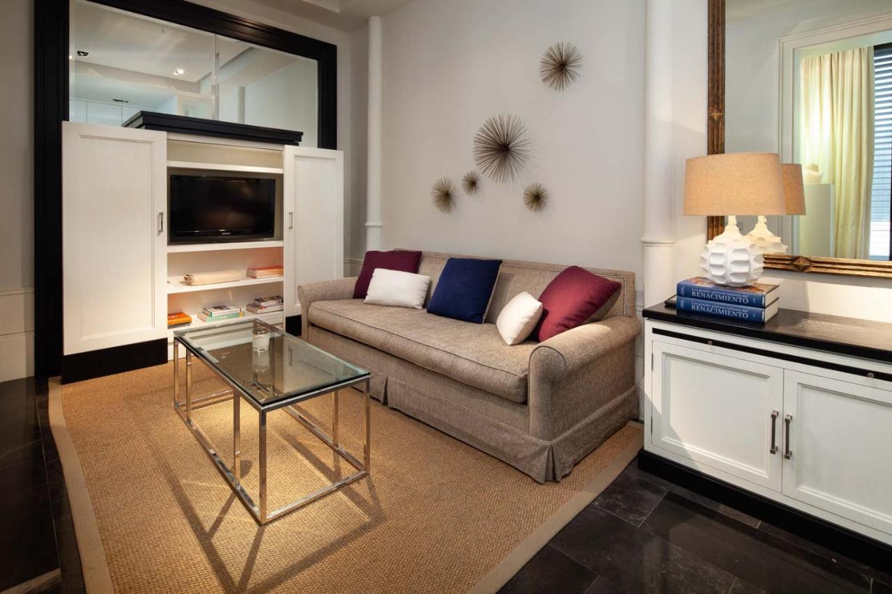 Elegante Apartamento Plaza Constitucion Малага Екстер'єр фото